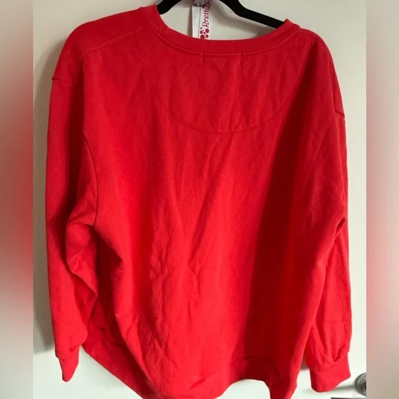 State of Mind Vibrant Red Top - Christmas - Picture 2 of 8